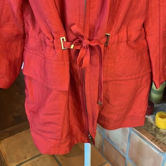 Lafayette 148 silk/viscose cinch-waist jacket, size M! - Picture 3 of 14